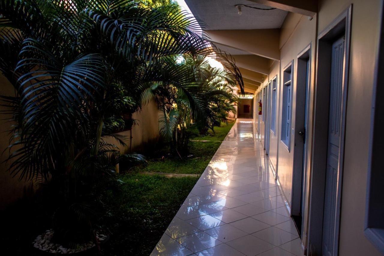 Ozaki'S Hotel Tailandia Екстериор снимка