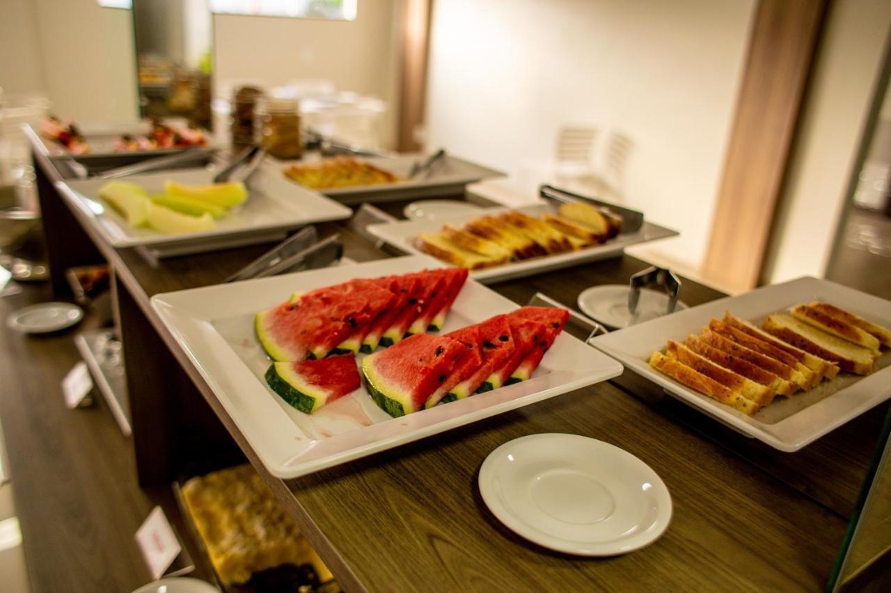 Ozaki'S Hotel Tailandia Екстериор снимка